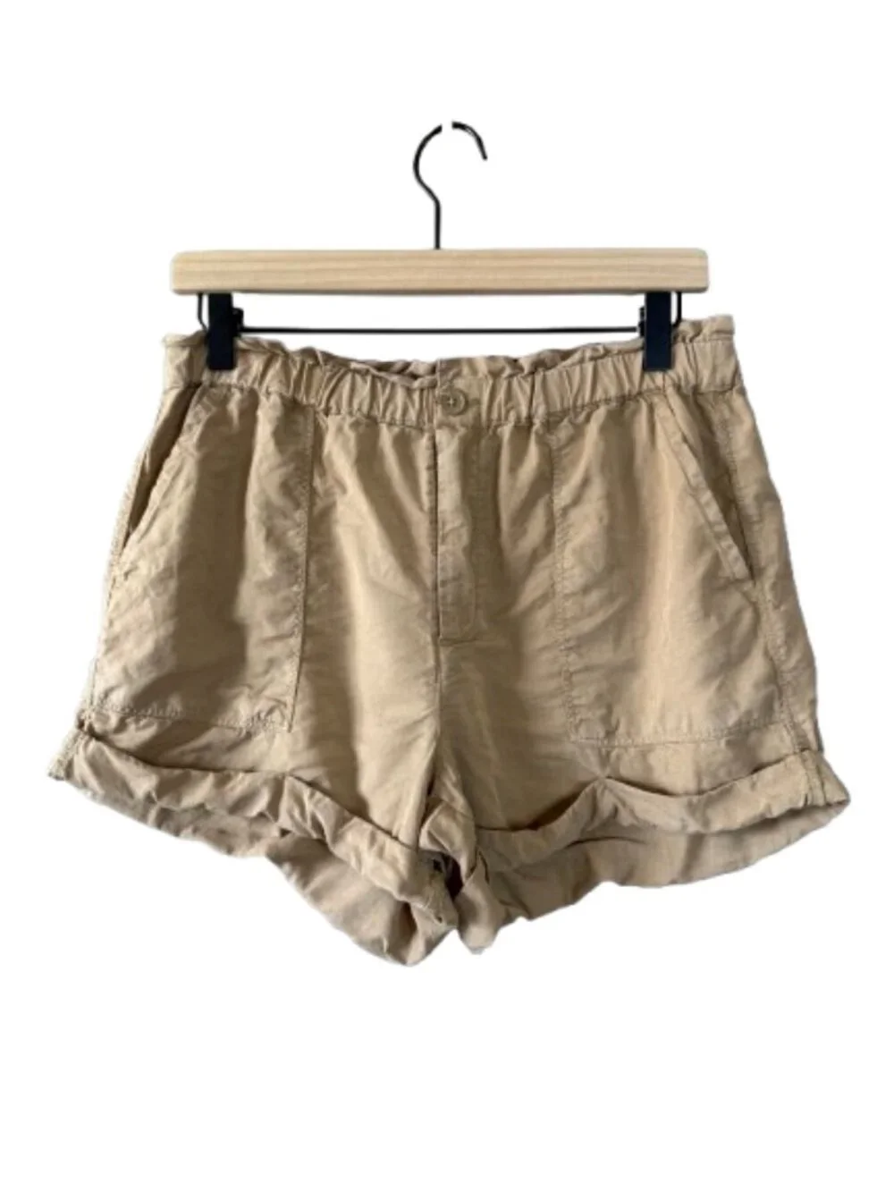 Women's M Aerie Paper Bag Shorts in Khaki